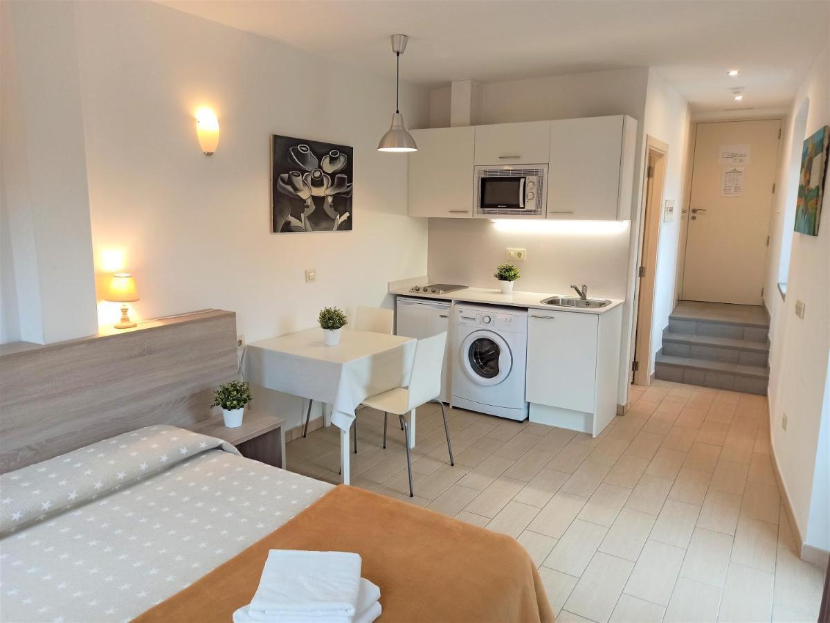 Apartaments Fonda Comerc Torroella de Montgrí المظهر الخارجي الصورة
