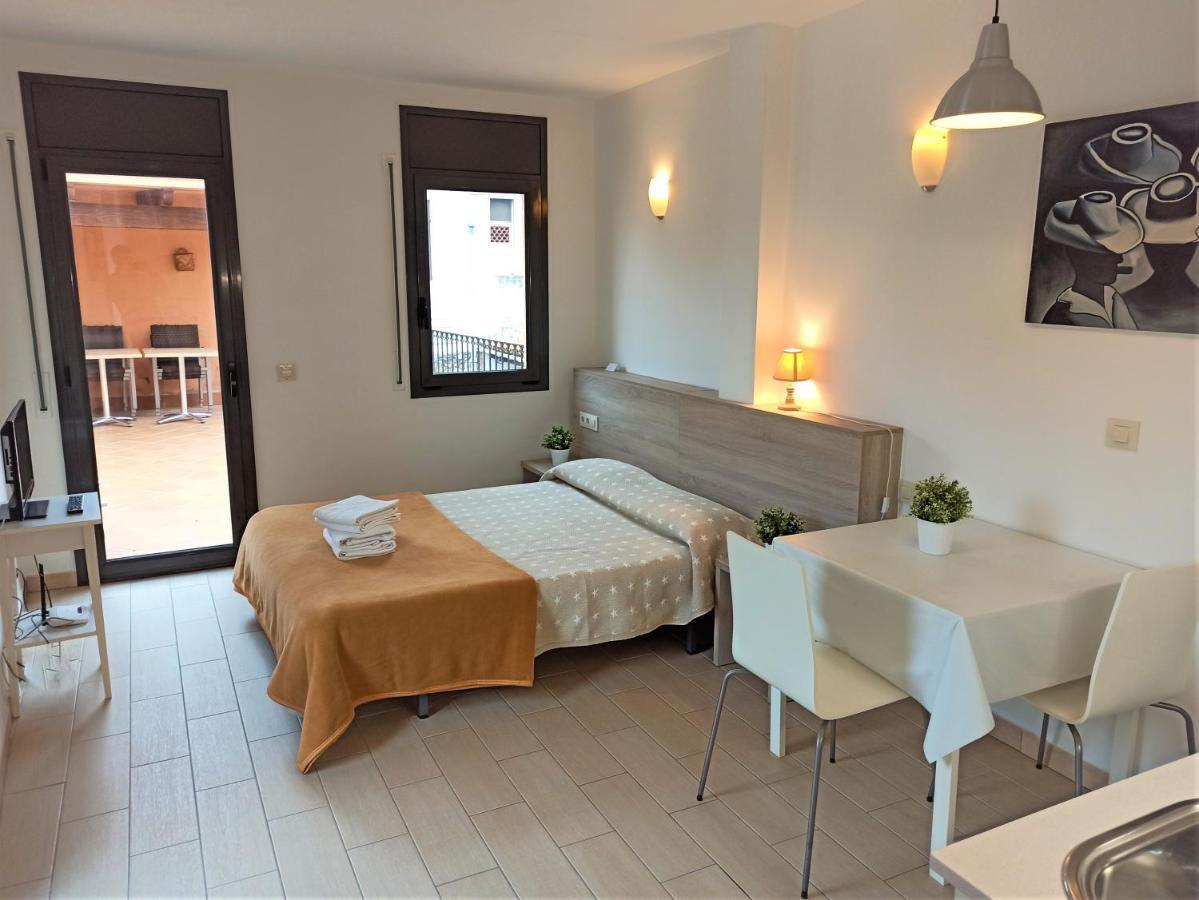 Apartaments Fonda Comerc Torroella de Montgrí المظهر الخارجي الصورة