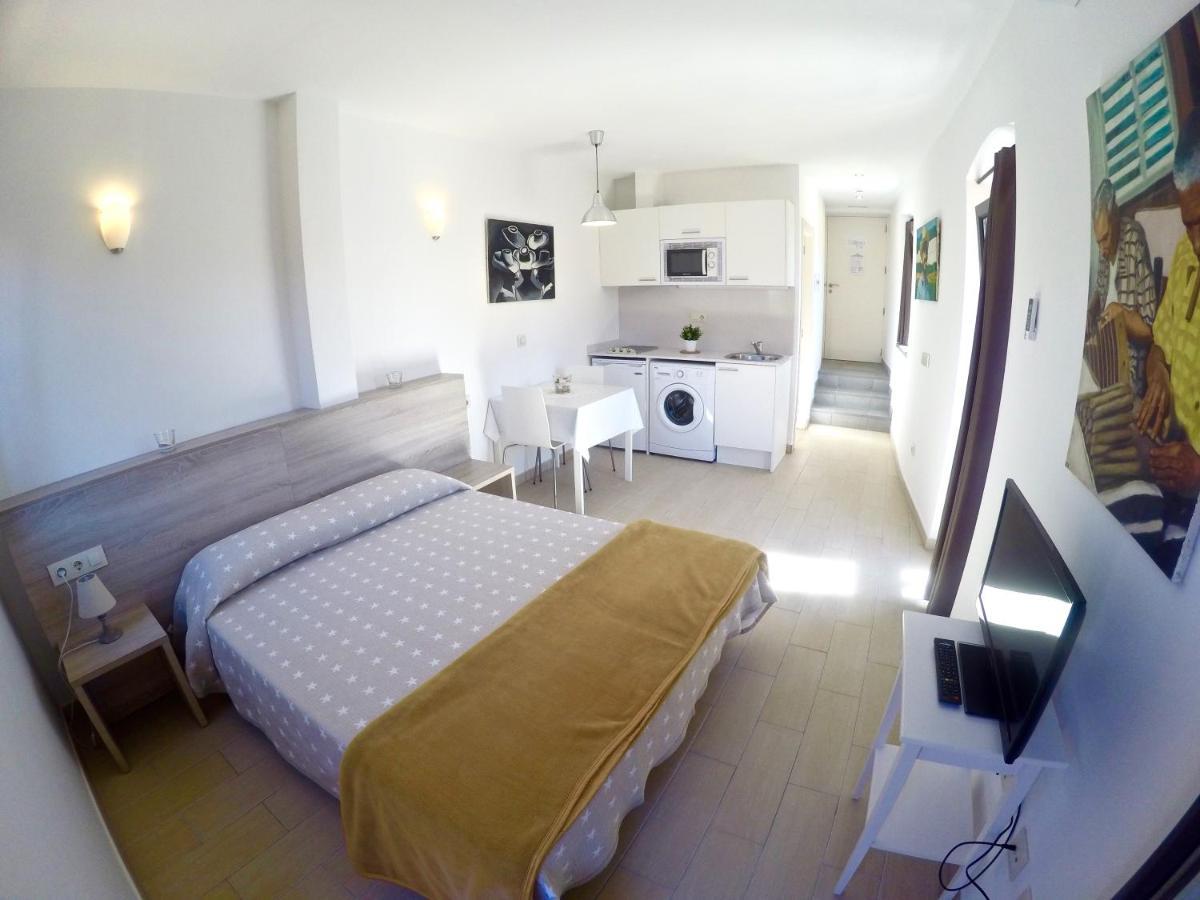 Apartaments Fonda Comerc Torroella de Montgrí المظهر الخارجي الصورة