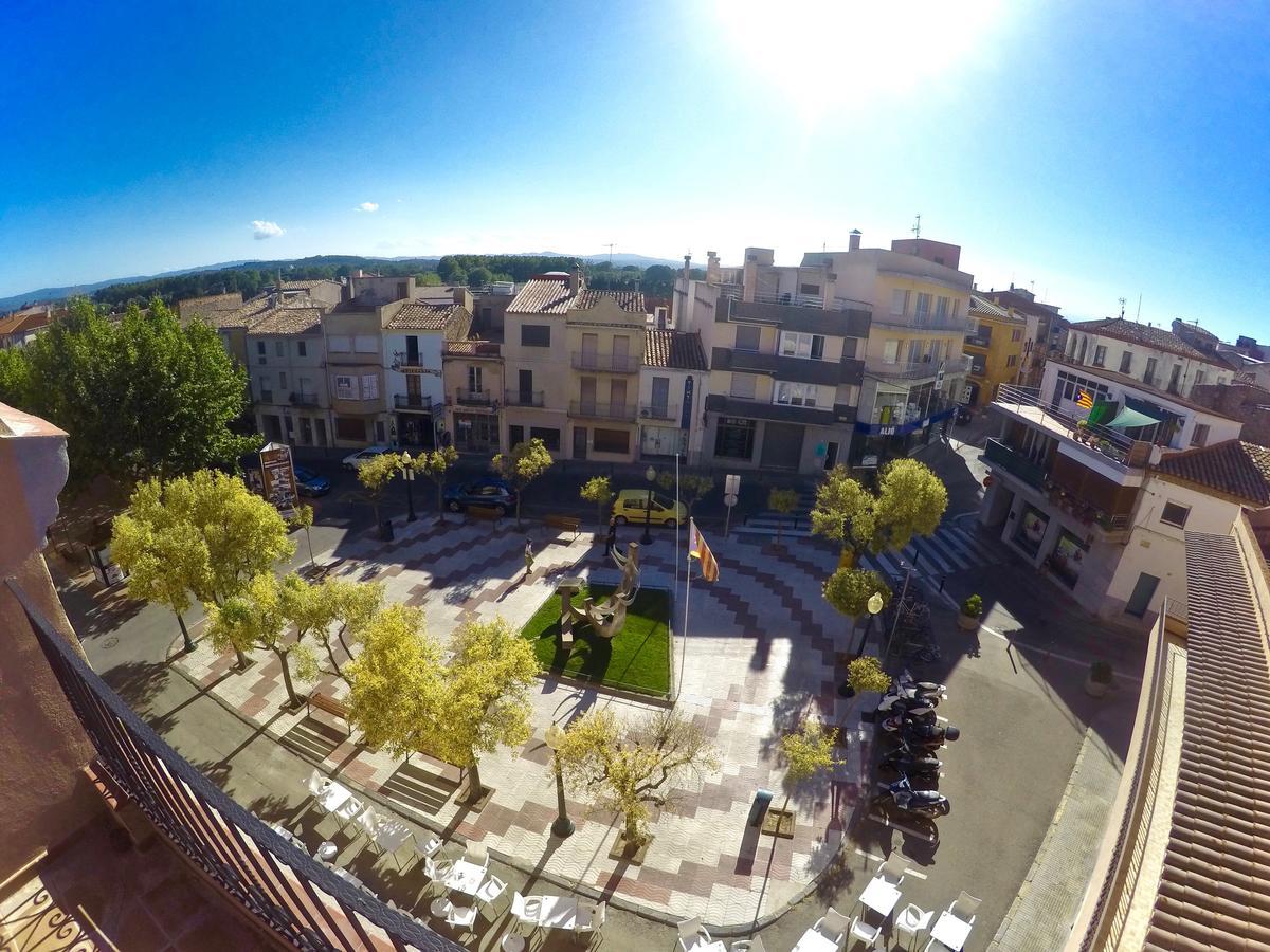 Apartaments Fonda Comerc Torroella de Montgrí المظهر الخارجي الصورة